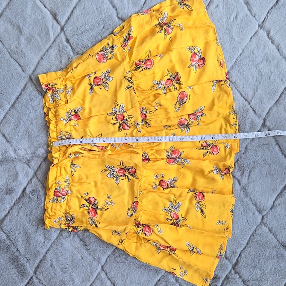 Copper Key Yellow/Red Floral Skirt, Junior Women's Size Medium, Great Condition - Picture 3 of 8